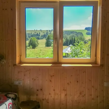 Domki - Noclegi Pod Ostrym Dzialem Ustrzyki Dolne Exterior foto