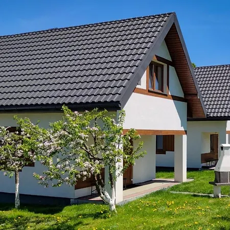 Domki - Noclegi Pod Ostrym Dzialem Ustrzyki Dolne Exterior foto