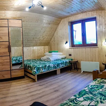 Domki - Noclegi Pod Ostrym Dzialem Ustrzyki Dolne Exterior foto