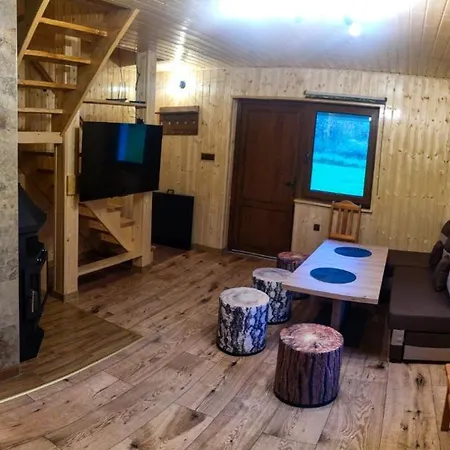 Domki - Noclegi Pod Ostrym Dzialem Ustrzyki Dolne Exterior foto